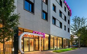 Moxy Verona
